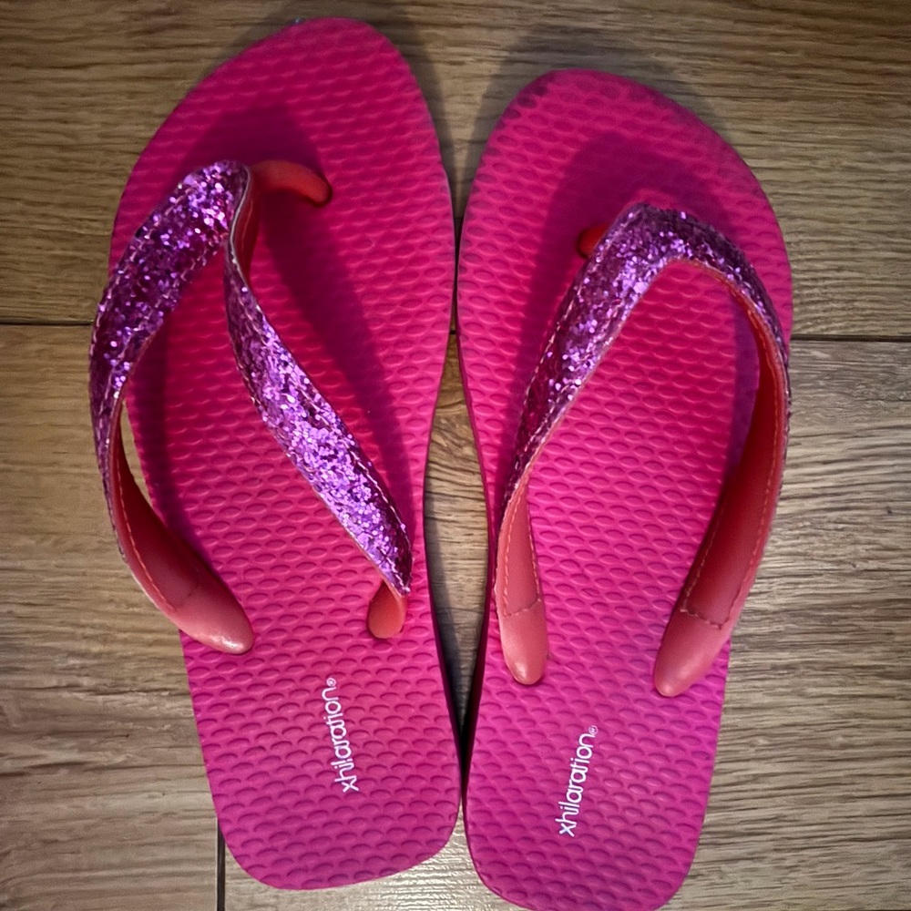 Xhilaration Pink Glittery Flip-Flop Sandals